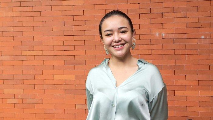 Tak hanya letih, bintang Sinetron Ikatan Cinta Amanda Manopo menegaskan dirinya siap berhenti menjadi artis jika waktunya tiba. Kapankah itu? 