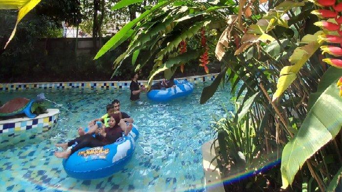 Kabar baik buat warga Jabodetabek, The Jungle Waterpark, wahana permainan air di Kawasan Bogor Nirwana Residence, Bogor Selatan, ini menawarkan diskon khusus bagi pemilik Kartu BPJS Kesehatan.