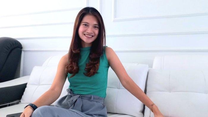 Bintang FTV Vinessa Inez belaakngan ini sedang menikmati pekerjaan barunya menjadi presenting.