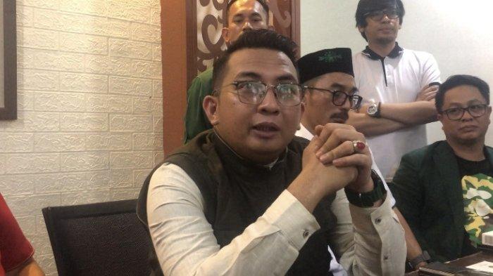 Ketua DPC PKB Kota Bekasi, Rizki Topananda saat ditemui di kantor DPC PKB Kota Bekasi Jalan Ahmad Yani Ruko Niaga, Kecamatan Bekasi Selatan, Kota Bekasi, Sabtu (27/4/2024).