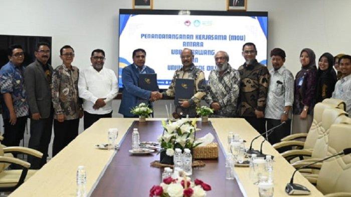 NOTA KESEPAHAMAN - Pimpinan dan civitas Universitas Buana Perjuangan (UBP) Karawang melakukan penandatanganan nota kesepahaman dengan Universidade de Dili Timor Leste di Kampus UBP di Telukjambe Timur, Karawang pada Rabu (5/2/2025).  Kerja sama ini bertujuan meningkatkan daya saing global dan kualitas akademik dua perguruan tinggi lintas negara ini.