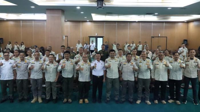 Wakil Wali Kota Bekasi Abdul Harris Bobihoe buka Rapat Koordinasi Satuan Polisi Pamong Praja (Satpol PP) Kabupaten/Kota se-Jawa Barat tahun 2025