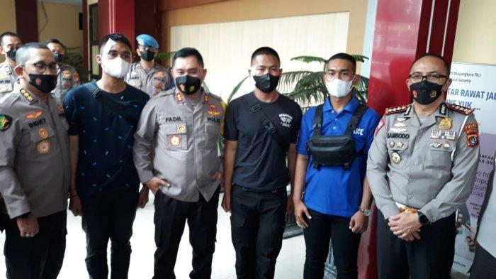 Polisi Mengeroyok Mahasiswa