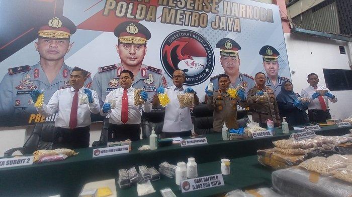 Narkoba 15 kg Disita di Bekasi, Satu Tahanan dan Satu Buron
