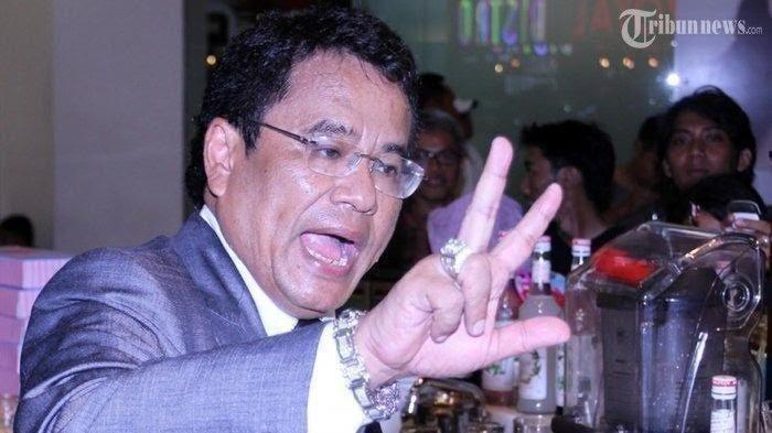 Hotman Paris, pengacara kondang dilapor ke Polda Metro Jaya terkait konten asusila di media sosial.