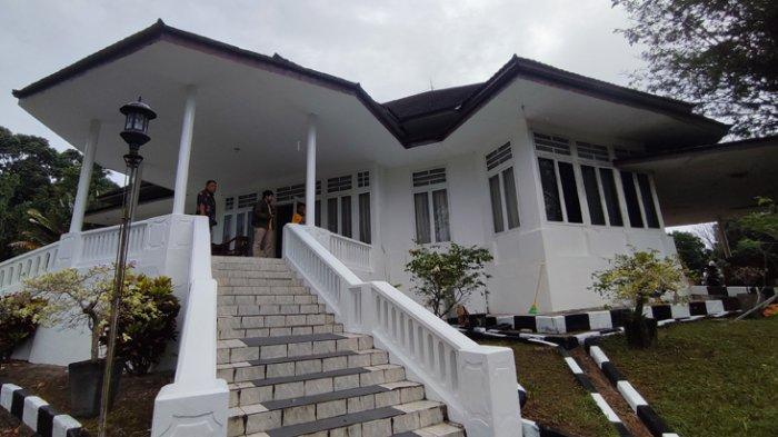 Bangunan rumah Tuan Kuase yang kini menjadi Wisma Bougenville, objek diduga cagar budaya di Belitung.