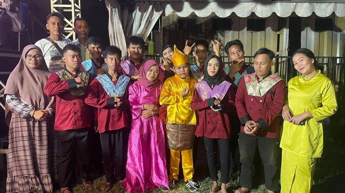 Sosok Shafira Emeralda yang Tulus Mengajar Pelajar SLB Negeri Manggar