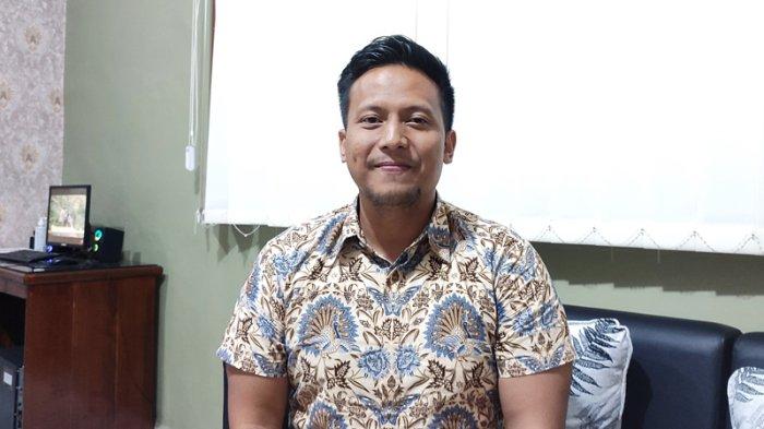 Kepala Perum Bulog KCP Belitung, Gusdi Prasmana