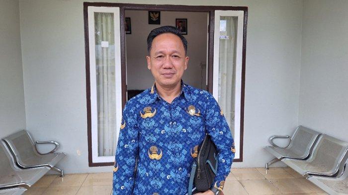 Kepala Bidang Perdagangan Dinas Perindustrian dan Perdagangan Belitung Timur, Suparta