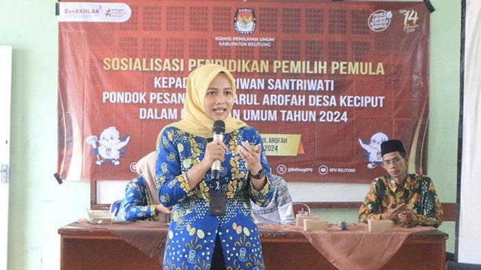 Anggota KPU Belitung Divisi Sosialiasi, Parmas dan SDM Melly Triani.