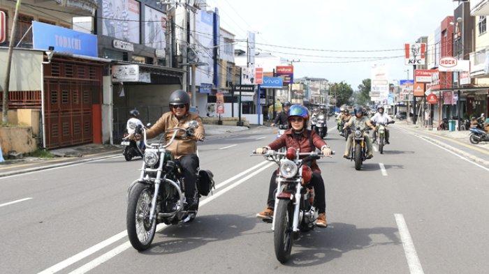 Pj Bupati Belitung Mikron Antariksa touring bersama jajaran Forkopimda pada Jumat (20/12/2024).