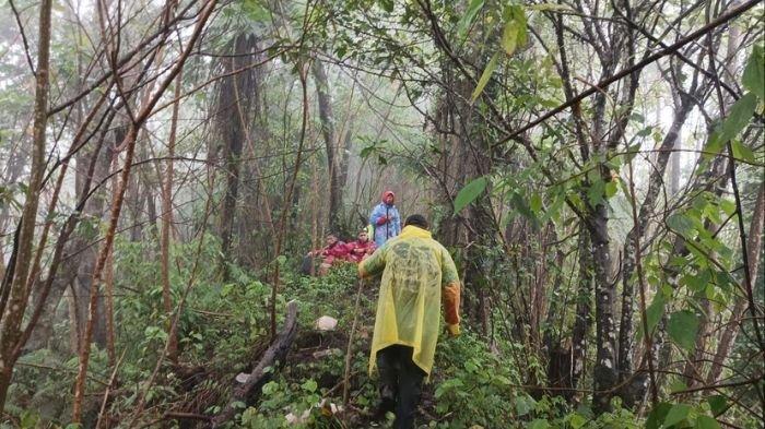 Cerita haru dua pendaki hilang di Gunung Agung, selamat usai bertemu orang salat