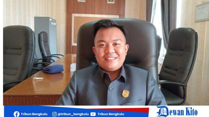 Fahri, pemuda Bengkulu belum wisuda namun sudah dilantik jadi anggota DPRD.