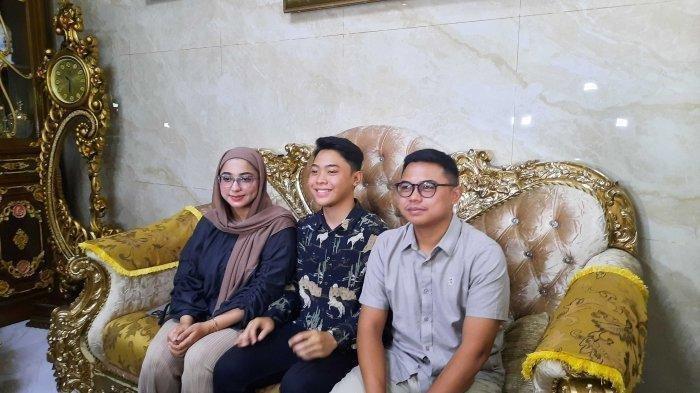 Fatimah Azzahra kakak ipar Ramadhani Sastra, anak eks Bupati Cirebon Sunjaya memberi klarifikasi terkait pembunuhan Vina Cirebon, Minggu (26/5/2024).