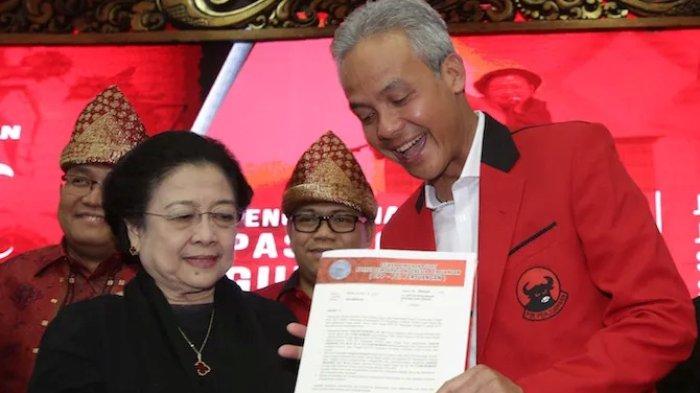 Megawati Soekarnoputri memimpin PDIP dan mengusung Ganjar Pranowo sebagai calon presiden RI 2024-2029.