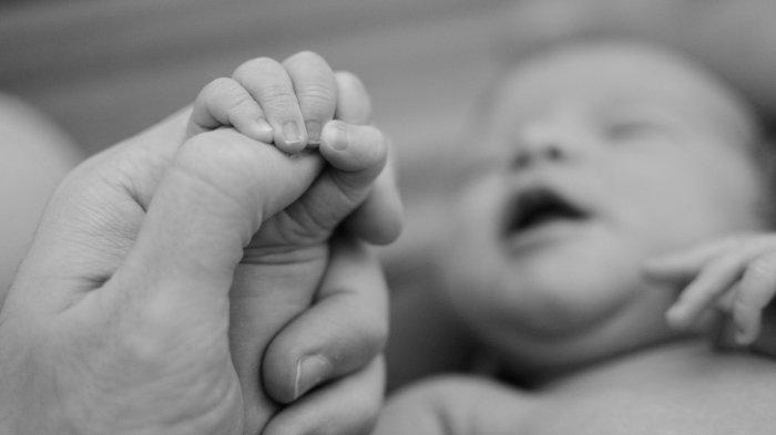 Ilustrasi pembunuhan bayi.