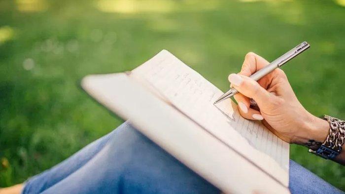 Ilustrasi rekomendasi judul skripsi kesehatan masyarakat.