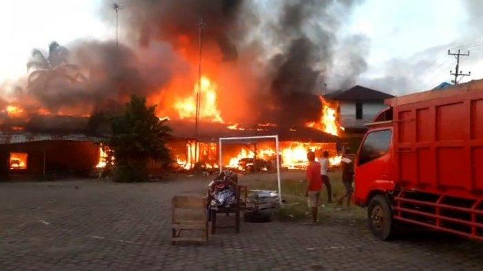 Rumah dan Ruko di Terminal Desa margasakti, Kecamatan Padang Jaya terbakar