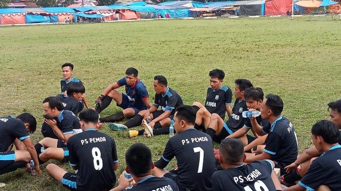 Pertandingan Sepak Bola Antar Kecamatan Bupati Kaur Cup 2023
