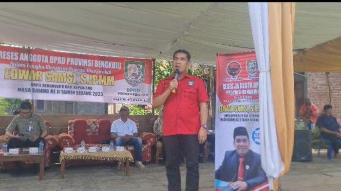 Suasana reses Anggota DPRD Provinsi Bengkulu Dapil Kepahiang Edwar Samsi beberapa waktu lalu.