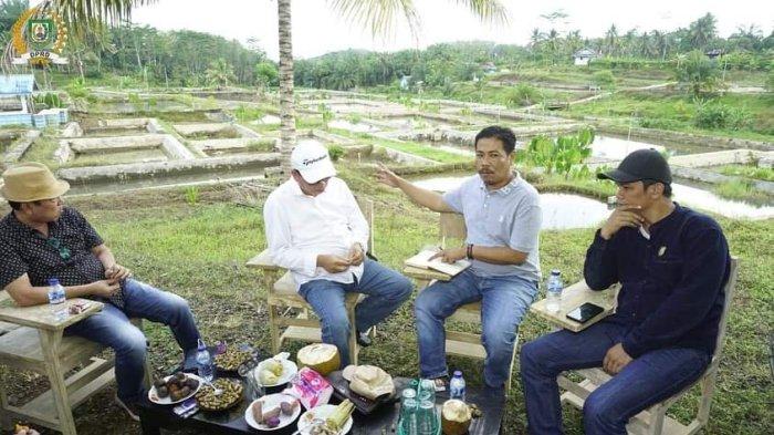 Ketua Komisi II DPRD Provinsi Bengkulu Jonaidi SP saat sidak bersama anggota Komisi II lainnya.