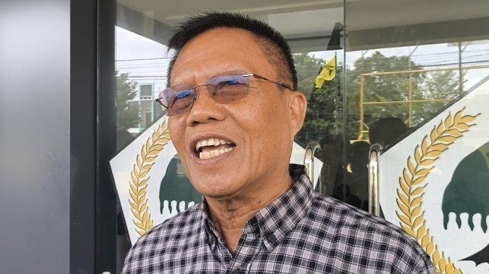 Ketua Tim Pemenangan pasangan calon (Paslon) nomor urut 2 Rohidin Mersyah-Meriani, Sumardi ucapkan selamat atas kemenangan paslon nomor urut Helmi Hasan-Mian, Kamis (28/11/2024).
