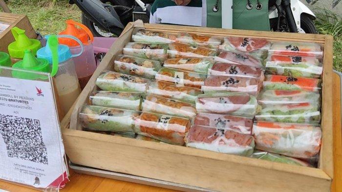 Buka usaha kuliner ala Vietnam di Bengkulu, owner mendapatkan jutaan rupiah per hari. 

