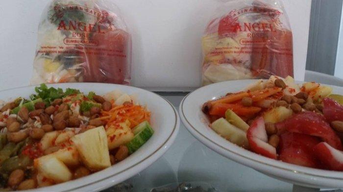 Asinan Angel Rose merupakan salah satu kuliner Bogor dengan menu asinan sayur khas Betawi yang wajib dicoba.