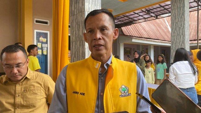 Bakal Calon Bupati Bogor, Ade Ruhandi alias Jaro Ade ungkap sosok yg akan jadi wakilnya pada Pilkada mendatang, Selasa (24/1/2024). (Muamarrudin Irfani).