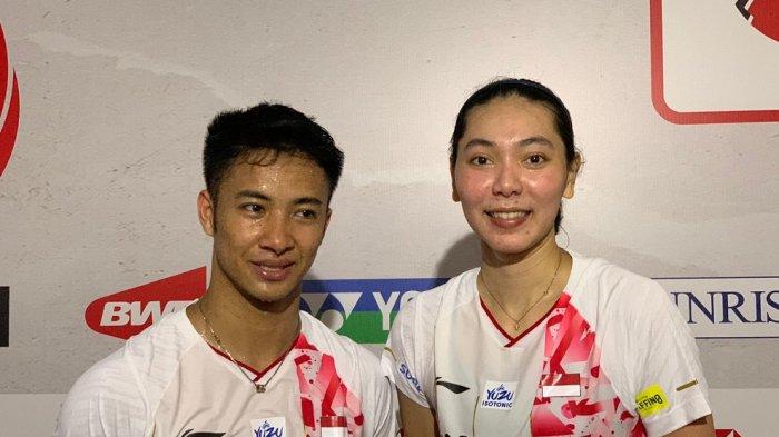 Ganda campuran Indonesia, Dejan Ferdinansyah/Gloria Emanuelle Widjaja, usai dikalahkan Yuki Kaneko/Misaki Matsutomo (Jepang) di babak perempatfinal Indonesia Masters 2023, Jumat (27/1/2023). (Tribunnews/Alfarizy)