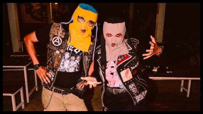 SUKATANI BAND - Grup band punk rock asal Purbalingga, Jawa Tengah, Sukatani.