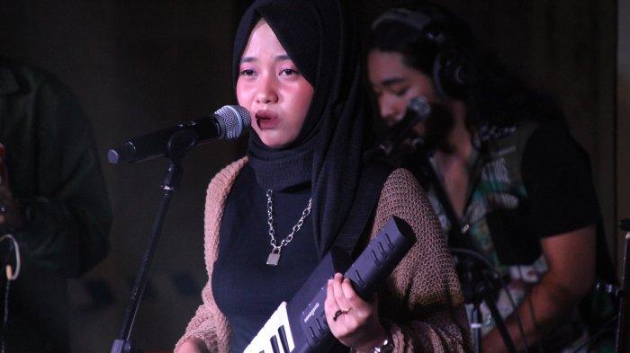 Simak profil deretan artis yang berasal dari Bogor, Jawa Barat, termasuk Hanin Dhiya