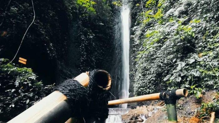 
TEMPAT WISATA BOGOR - Curug Cibogo merupakan tempat wisata di Bogor bagaikan surga di balik Gunung Pangrango. Simak harga tiket masuk sebelum datang ke sini. 