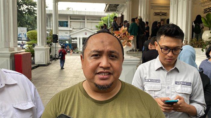 Ketua DPRD Kota Bogor Atang Trisnanto saat ditemui di Balai Kota Bogor, Selasa (5/3/2024).