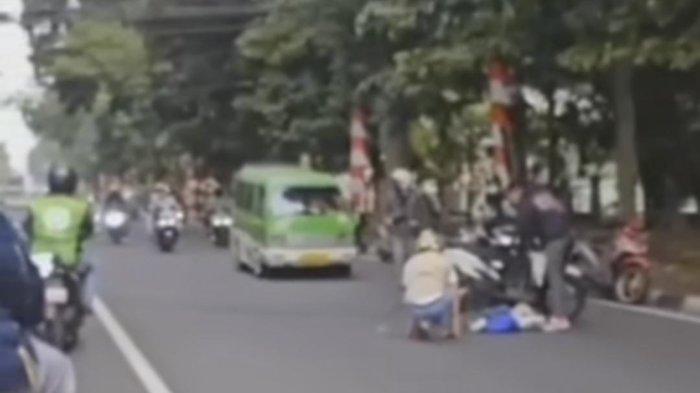 Lokasi kabel menjuntai di Jalan Jenderal Sudirman, Kecamatan Bogor Tengah, Kota Bogor, Kamis (24/8/2023).