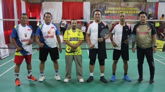 Penampakan Iptu Rudiana Usai Sidang Praperadilan Pegi Setiawan Ditunda