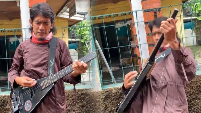Pengamen Bogor Nyanyi Gaya Rhoma Irama, Nangis Ingin Bertemu Idola