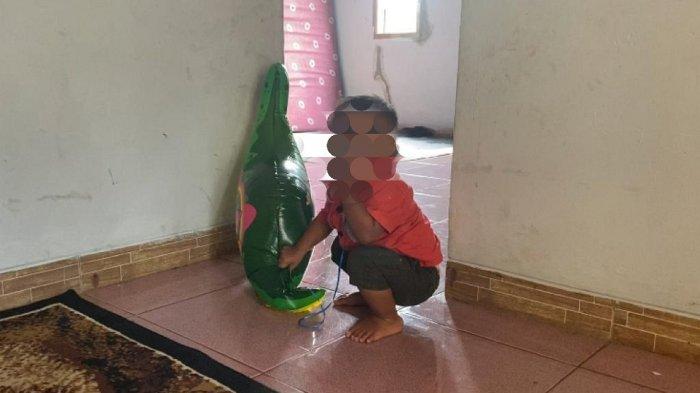 Siti Mauliah memendam kesedihan meski sebentar lagi anak biologisnya akan kembali ke pelukannya, Sabtu (26/8/2023).