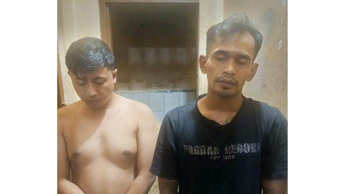 Tampang Dua orang mengaku polisi gadungan bernama Perdiansyah (29) dan Riefley Aulia (31) ditangkap warga di Jalan Pajajaran, Kecamatan Bogor Timur, Kota Bogor.