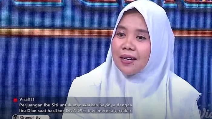 H-21 bayi tertukar dikembalikan ke orangtua kandung masing-masing, Siti Mauliah justru mengurai perasaan pilunya. Siti baru-baru ini diperingatkan sang suami untuk menahan diri