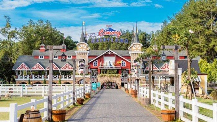 Dairyland Farm Theme Park Puncak merupakan tempat wisata di Bogor yang bisa dijadikan pilihan untuk dikunjungi di akhir pekan.
