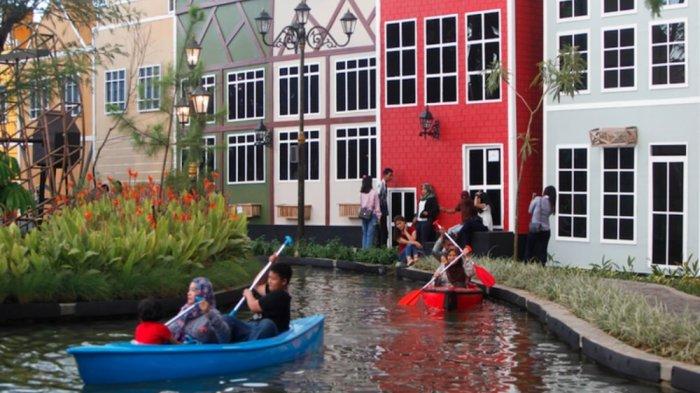Devoyage merupakan tempat wisata di Bogor dengan banyak spot foto bergaya Eropa, cocok buat pecinta selfie.