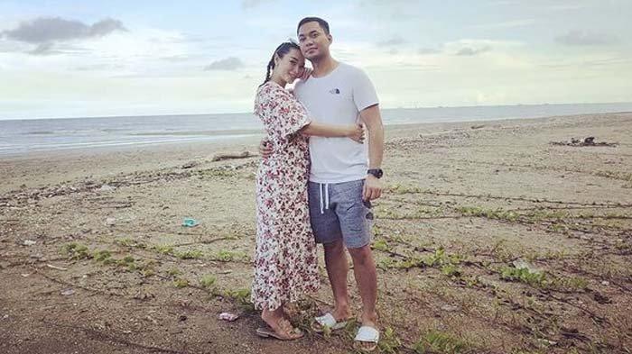 Rumah Tangganya dengan Zaskia Gotik Diisukan Retak, Sirajuddin Mahmud Pamer Momen Mesra Bareng Istri