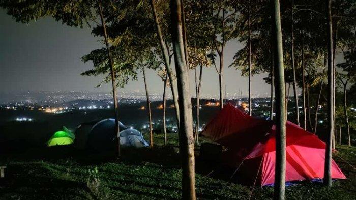 Rekomendasi tempat wisata di Bogor untuk camping, yakni Gunung Bunder yang berlokasi di Kecamatan Pamijahan, Bogor.
