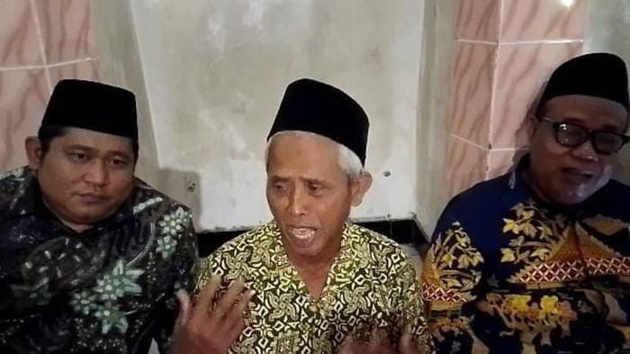 GURU MADRASAH DITUNTUT 25 JUTA - guru madrasah dituntu 25 juta gara-gara tampar murid yang lempar sandal