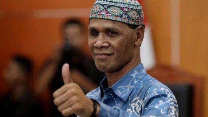 SOSOK ASLI HERCULES: Tangkapan layar sosok Hercules, yang viral karena membuat Gatot Nurmantyo marah. Hercules dikenal sebagai penguasa tanah abang yang kebal bacokan dan tembakan, disadur pada Kamis (1/5/2025).