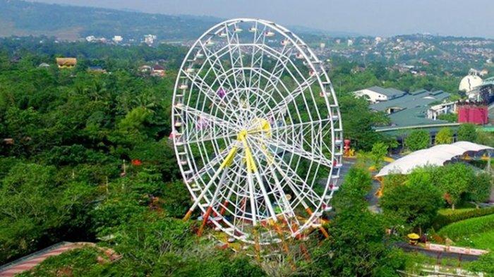 Sarana tempat wisata di Bogor untuk kamu yang suka dengan wahana ekstrem, yakni JungleLand Adventure di Sentul.