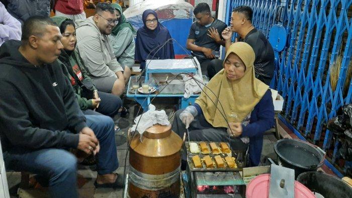 Jika kamu suka dengan kue balok maka kuliner Bogor yang satu ini perlu untuk dicoba.