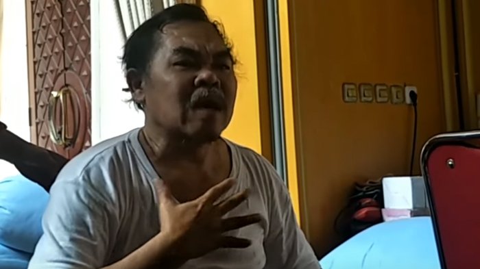 Artis komedi Mat Solar saat ditemui di kediamannya di kawasan Bambu Apus, Tangerang Selatan, Selasa (18/9/2018).