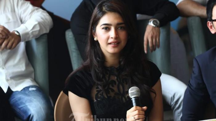 Simak profil deretan artis yang berasal dari Bogor, Jawa Barat, termasuk Nabila Syakieb